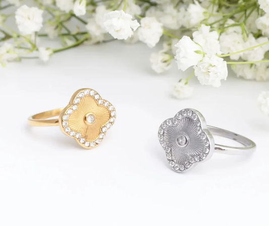 LUX Floral Motif Ring