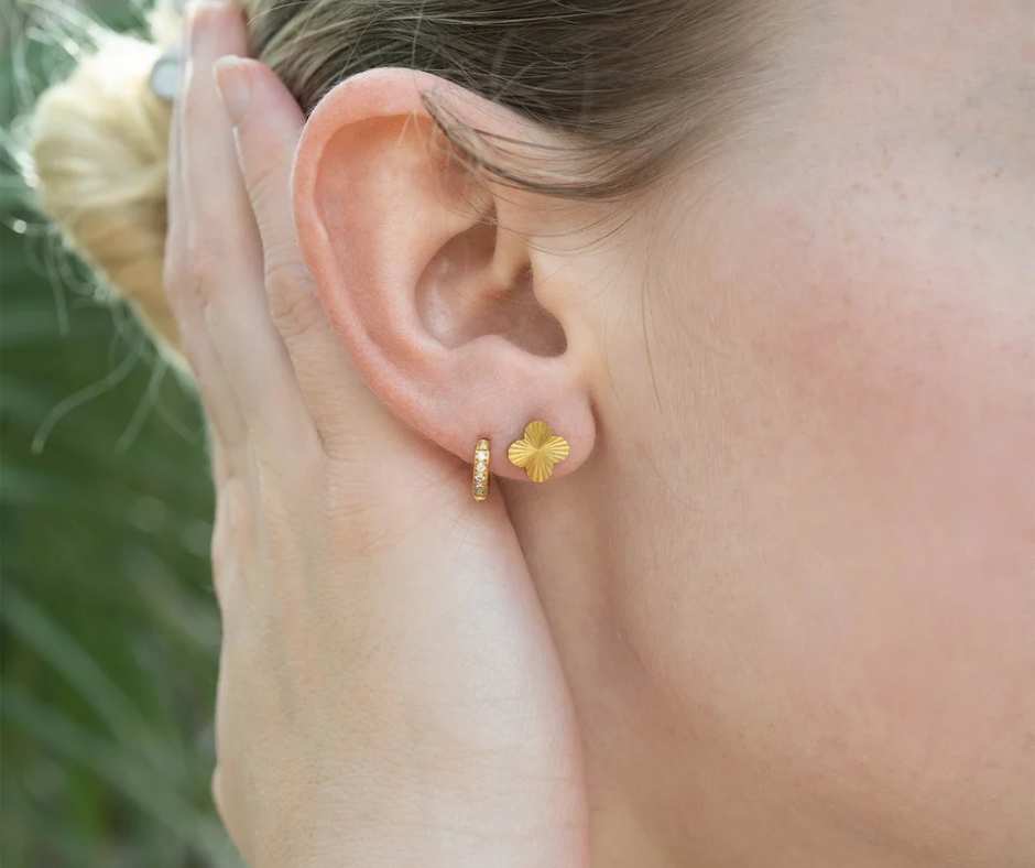 LUX Clover Stud Earring