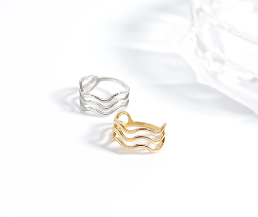 LUX Triple Wave Geometric Ring