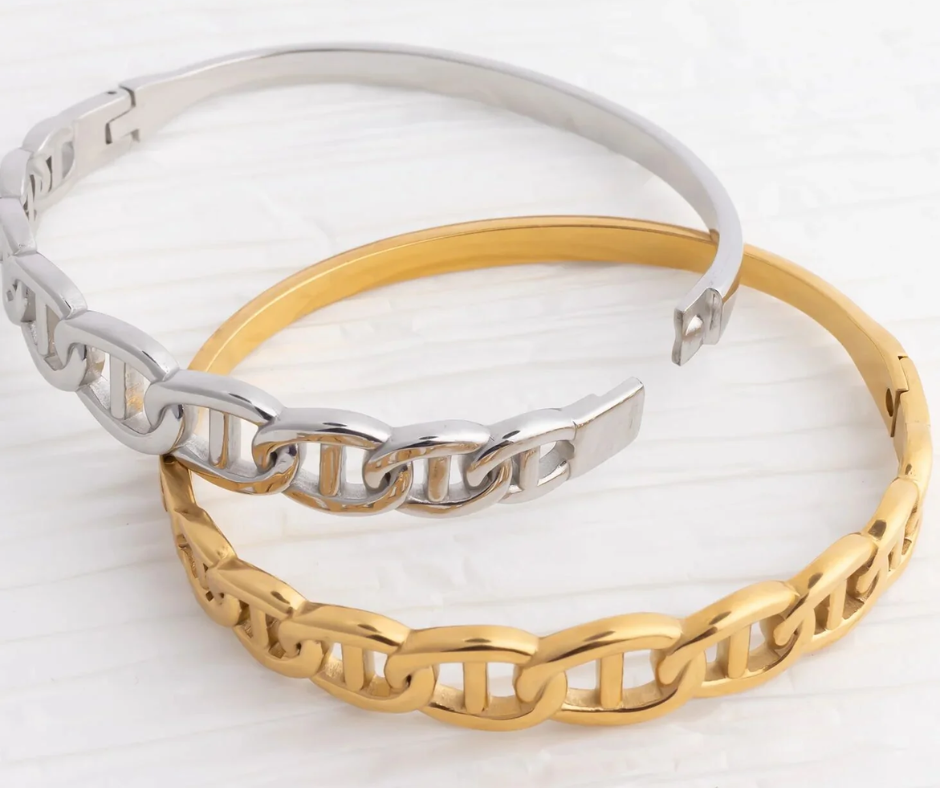 LUX Oval Chain Bangle Bracelet