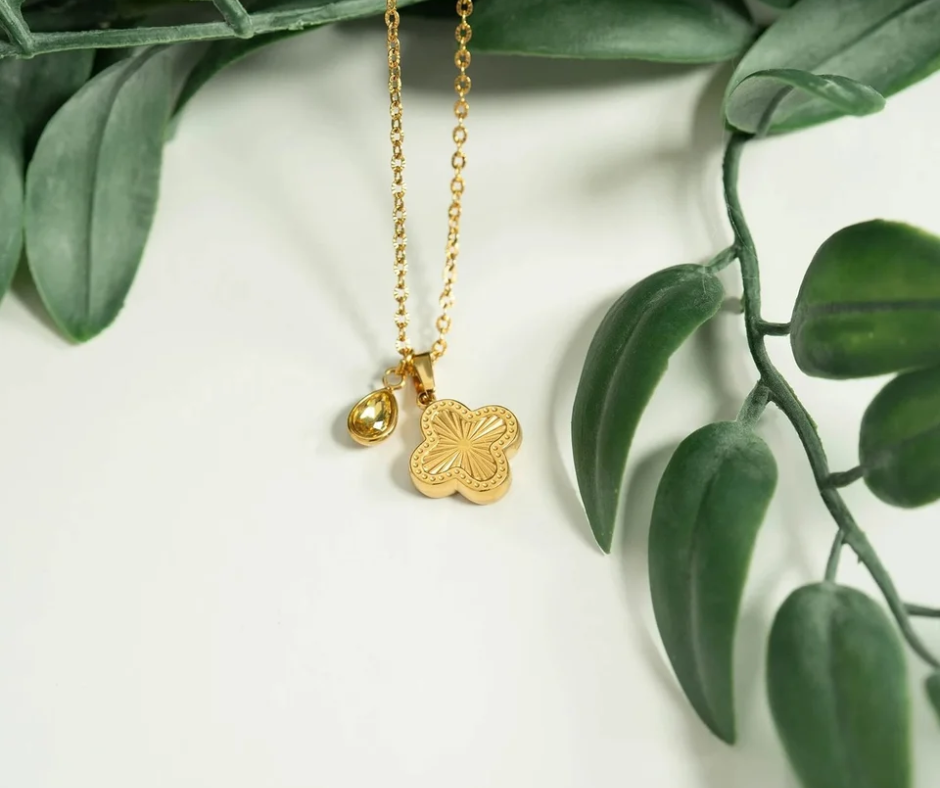 LUX Lucky Clover Charm Sunburst