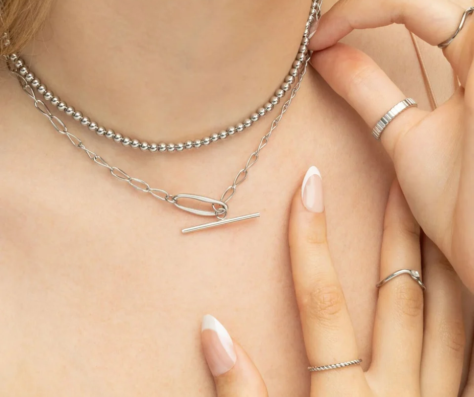 LUX Oval Link Toggle Chain Necklace
