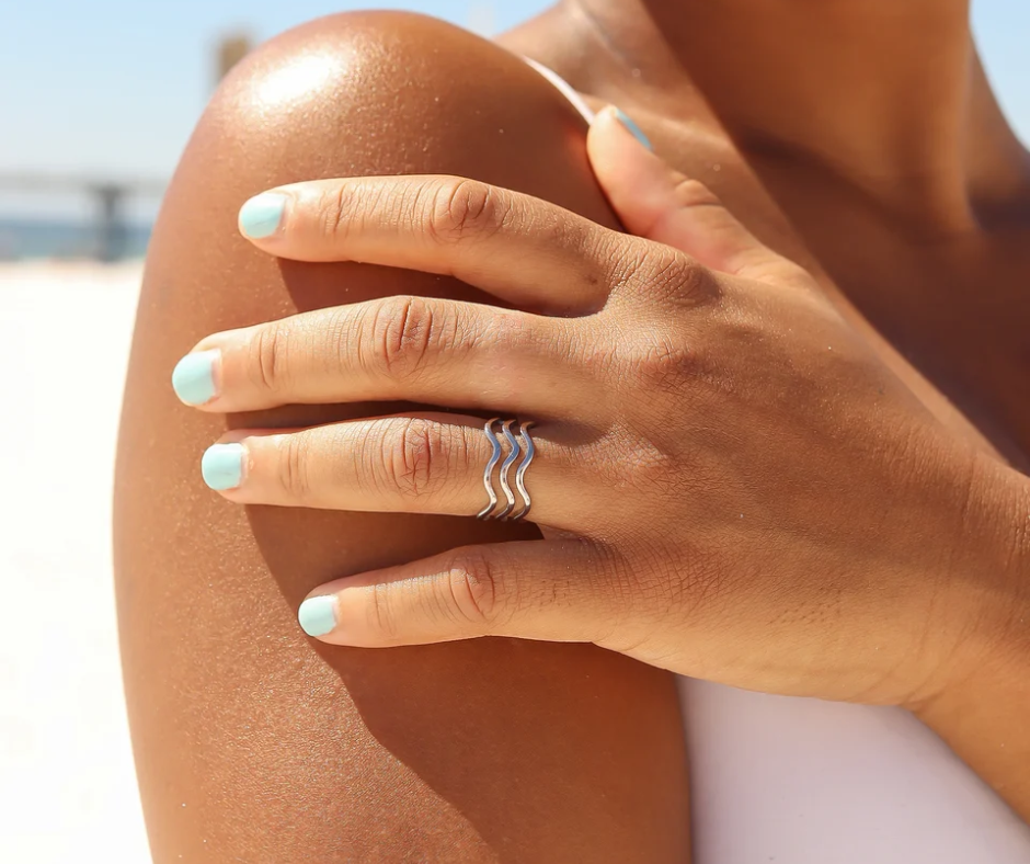 LUX Triple Wave Geometric Ring
