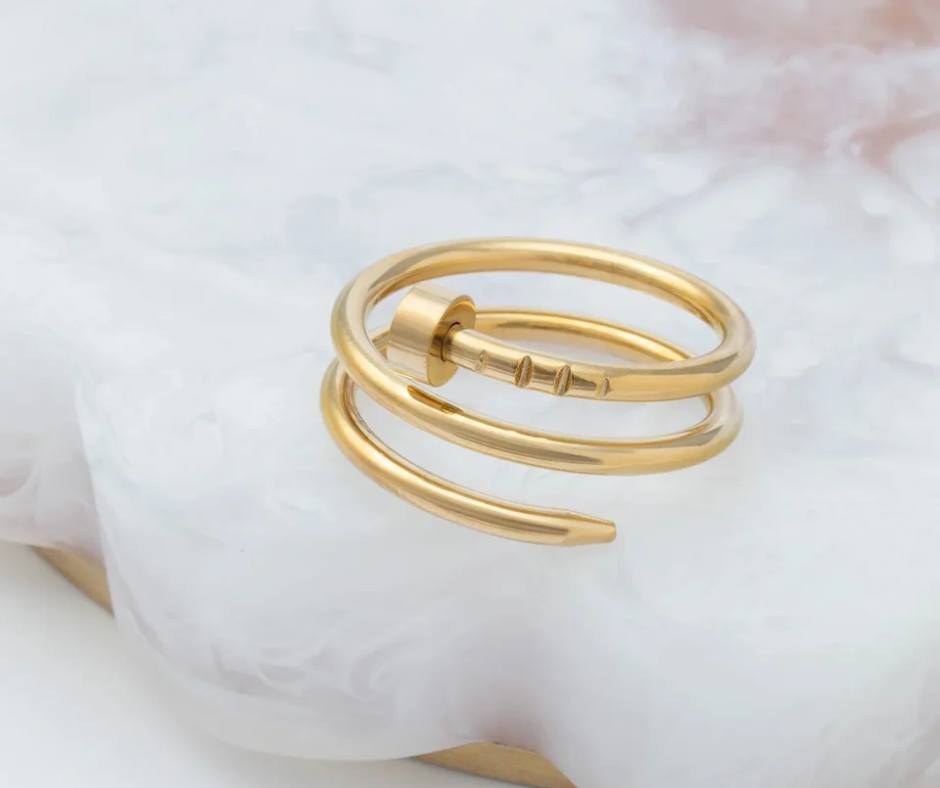 LUX Twisted Nail Ring